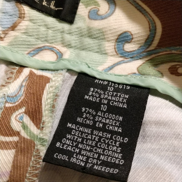 Nicole Miller Capri's Women's Paisley Design Pockets Button Front Size 10 - Picture 7 of 13